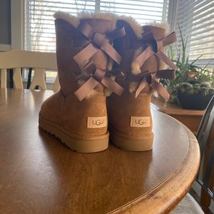 Bailey Bow Uggs